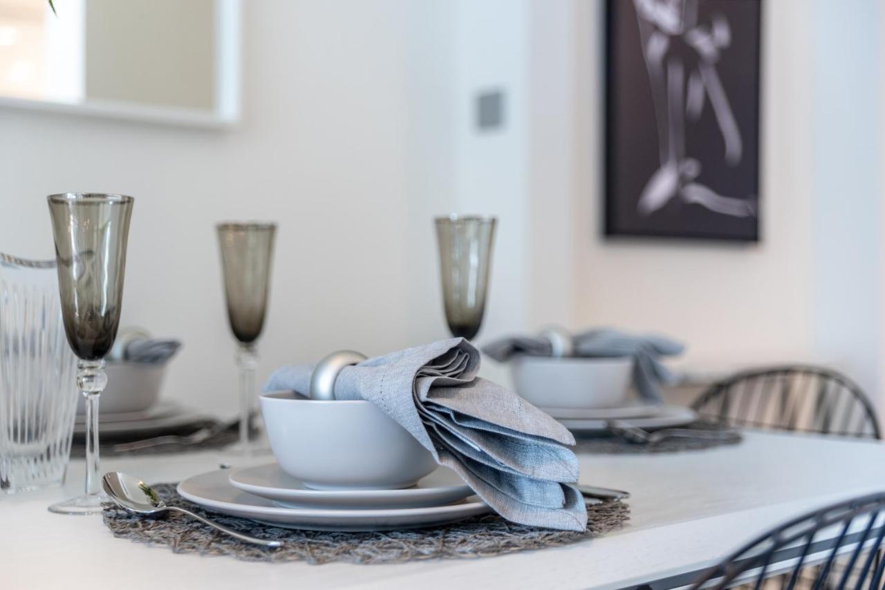 Eden'S Homes & Villas - Millennium Atria Residences Dubai Ngoại thất bức ảnh
